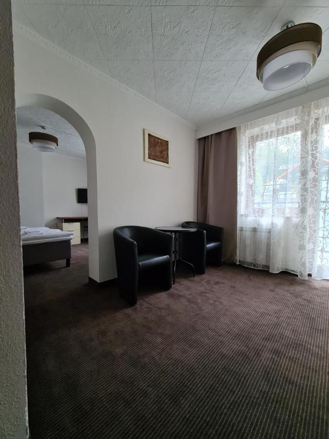 Hotel Kolorowa คาร์ปัตซ์ ภายนอก รูปภาพ
